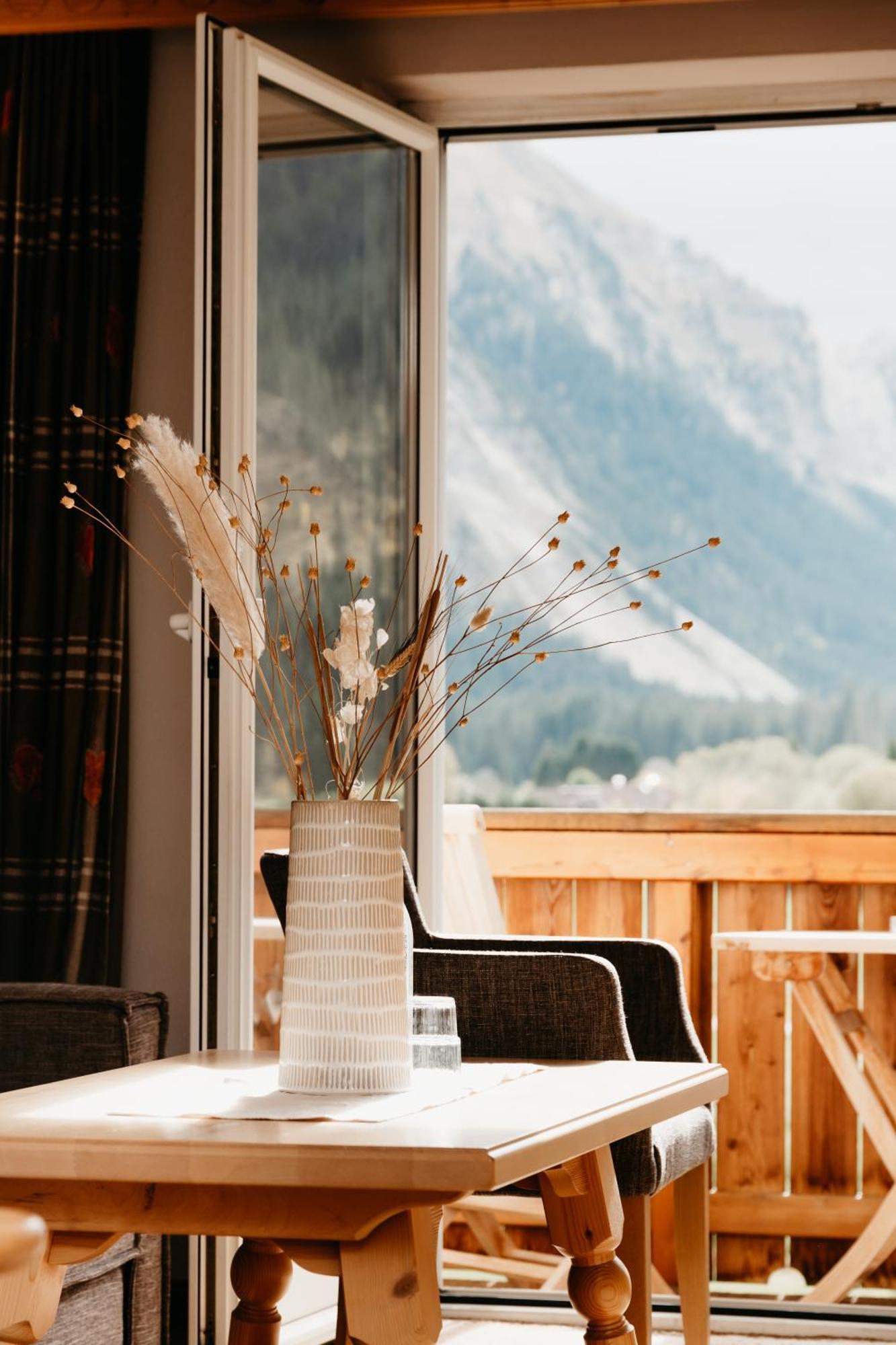 Hotel Hohenfels Tannheim Eksteriør bilde